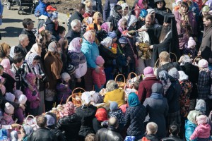 15.04.11д_сад на освящении куличей